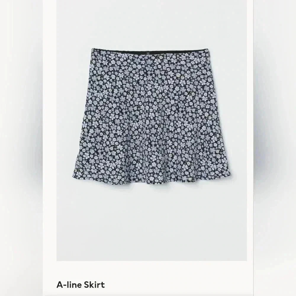 Vintage H&M A-line floral skirt, size 6, blues/white/greens